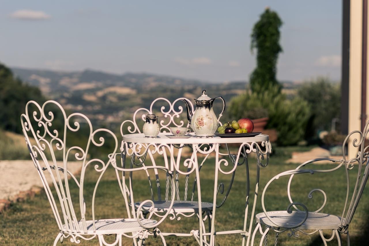 Villa Marietta Country House - Marche Montemaggiore al Metauro Dış mekan fotoğraf